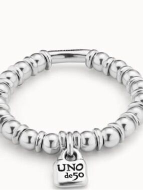 UNO de 50 Silver Beaded Charm Bracelet with Logo Tag